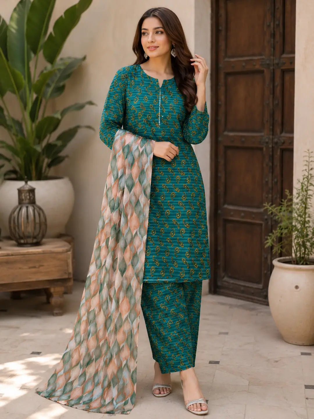 3 Pcs Women's Stitched Printed Suit